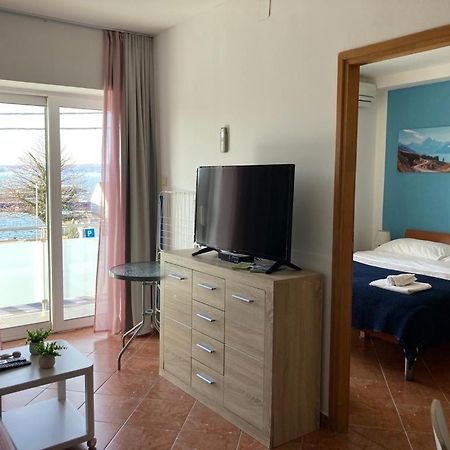Apartments Ivancic Novi Vinodolski Εξωτερικό φωτογραφία