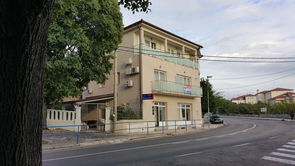 Apartments Ivancic Novi Vinodolski Εξωτερικό φωτογραφία