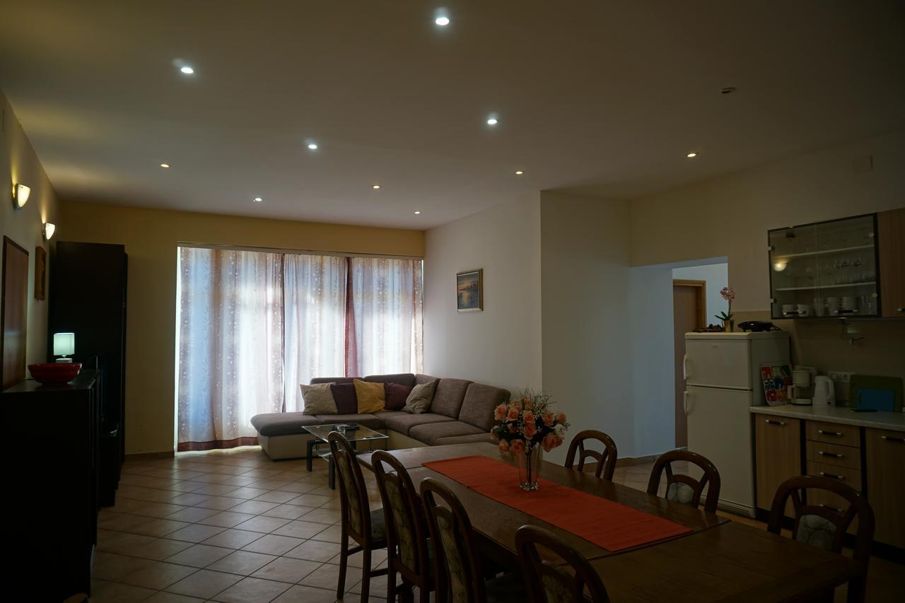 Apartments Ivancic Novi Vinodolski Εξωτερικό φωτογραφία